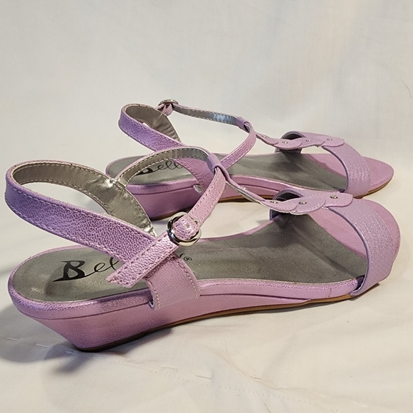 Bellini Lively Wedge Sandal Size 8, Lilac - Picture 2 of 6